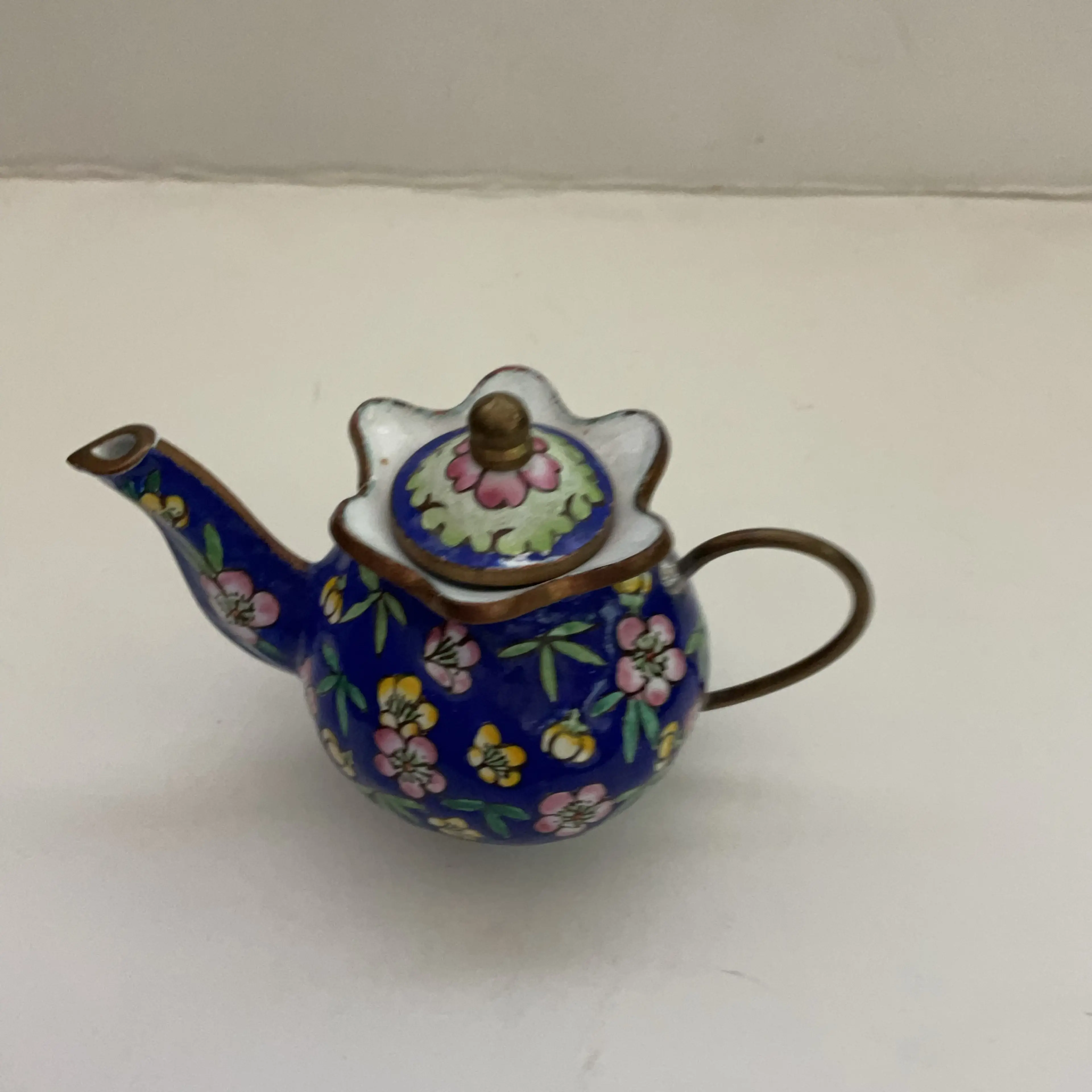 Image 2 of 4
