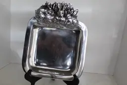 Sheridan Imports King Arthur Bunnies Candy Snack Dish Decorative