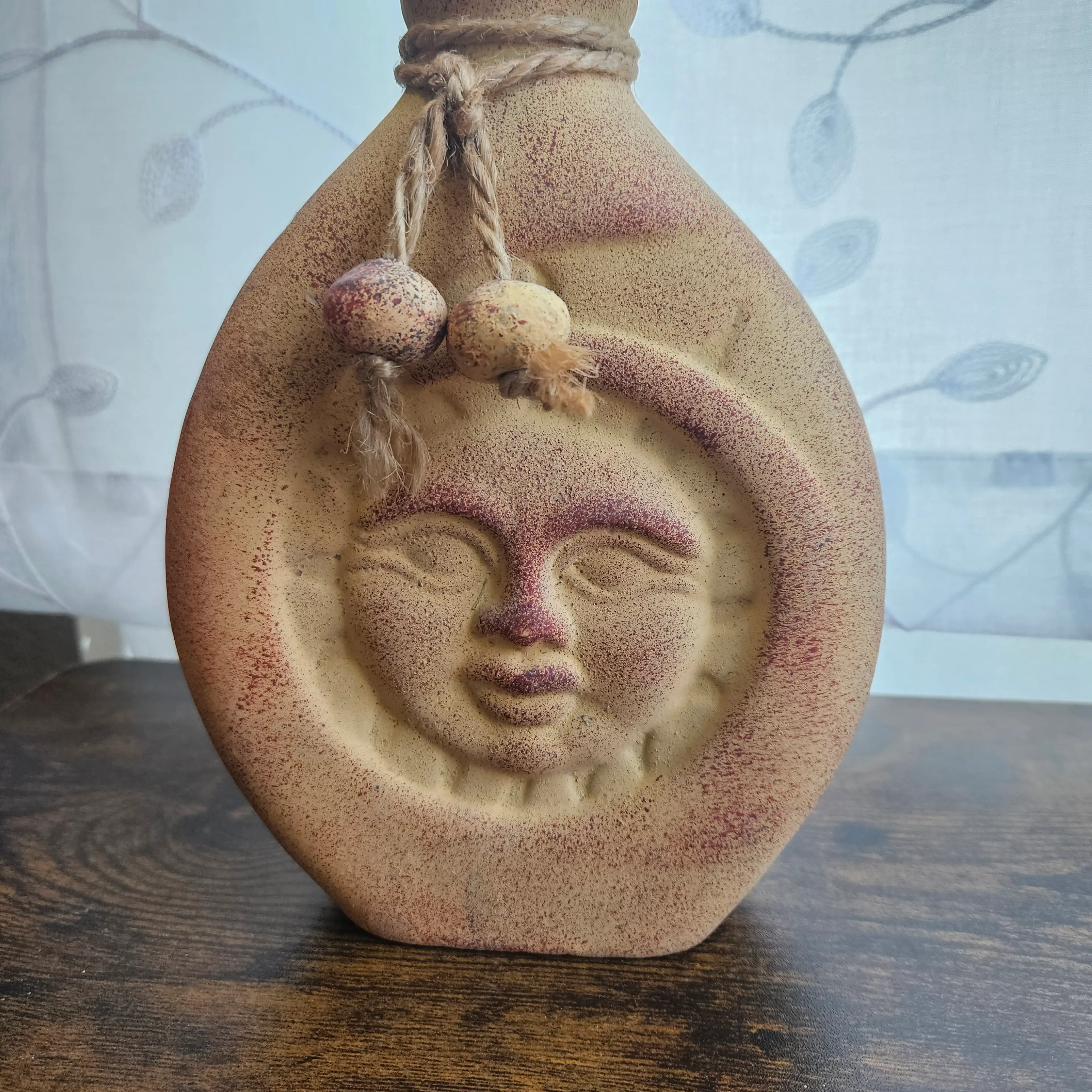 Image 2 of 8