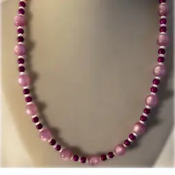 Vintage Magenta And Pink Frosted Glass Beaded Necklace