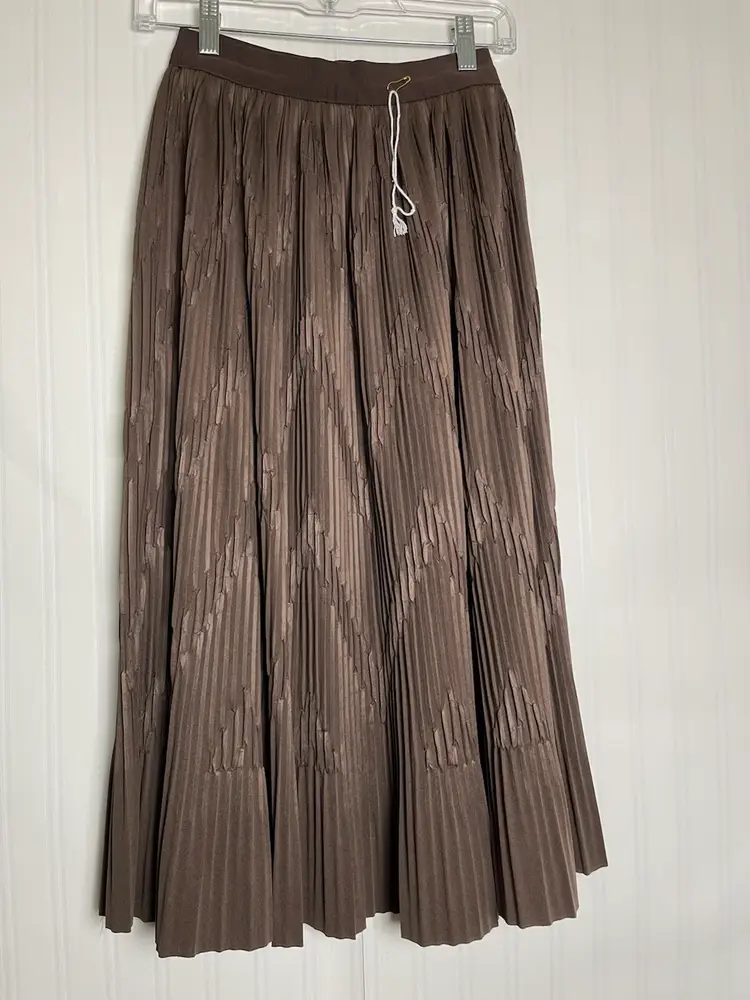 NWOT Women's Pleaded Sunray Pleat Midi Skirt Espresso Brown M Feminine Chic