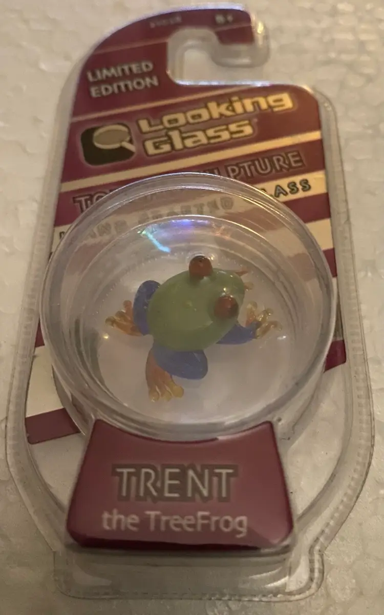 33% Off Sale- Limited Edition Looking Glass Torch Sculpture Trent The Tree frog  Front And Back Photos (was $12)