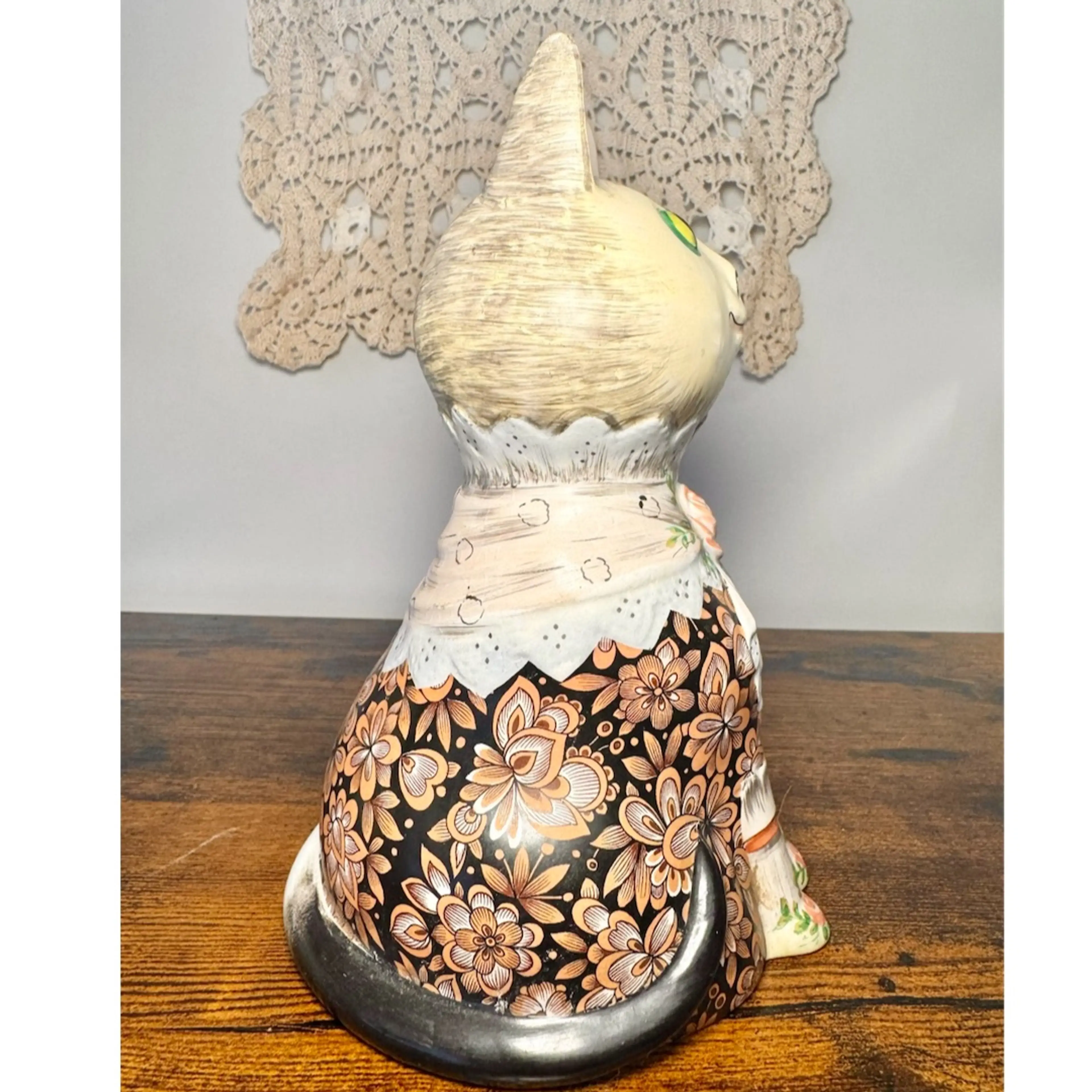 Image 2 of 4