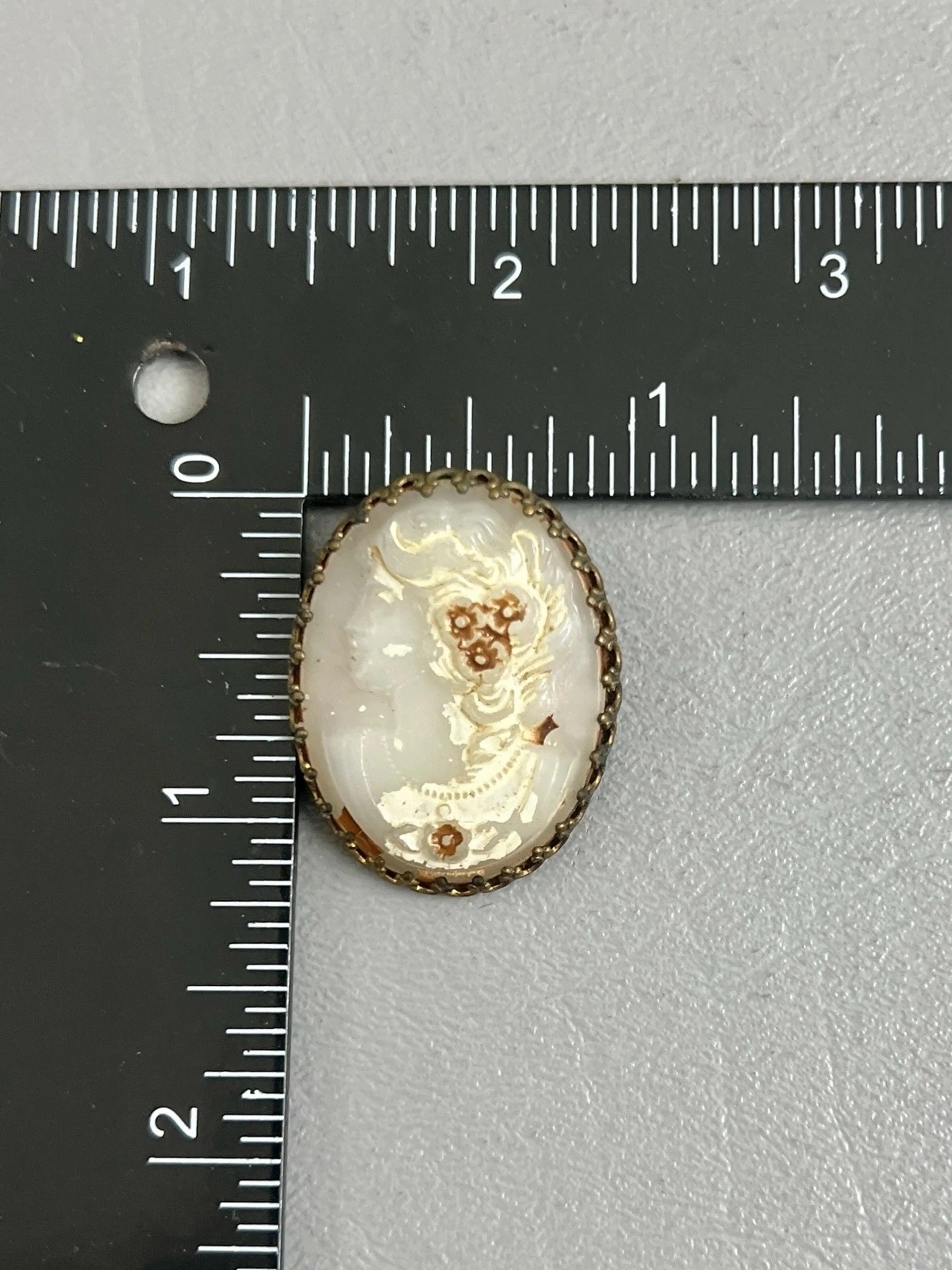 Image 4 of 4