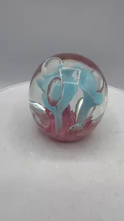 VTG ST CLAIR BLUE FLOWER PAPERWEIGHT