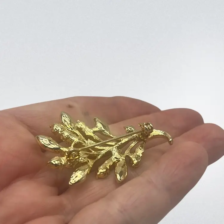 Gold Toned Tree Leaf Flower, 1.75”