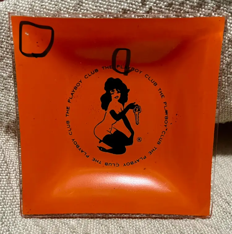 VTG 1960s Pin Up Playboy Club Bunny Glass Orange Temptation Key Smoke Dish LOOK