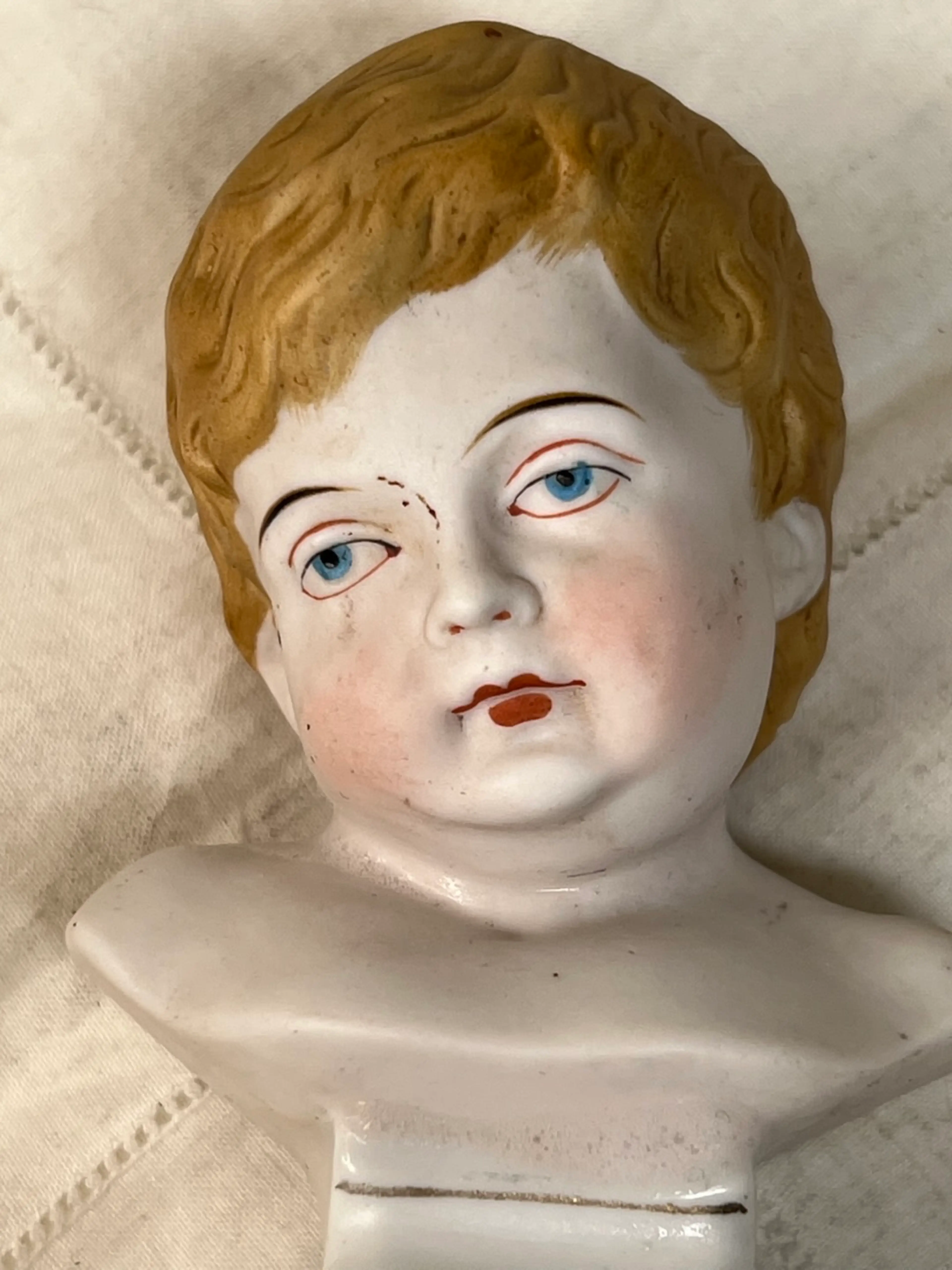 Image 2 of 7