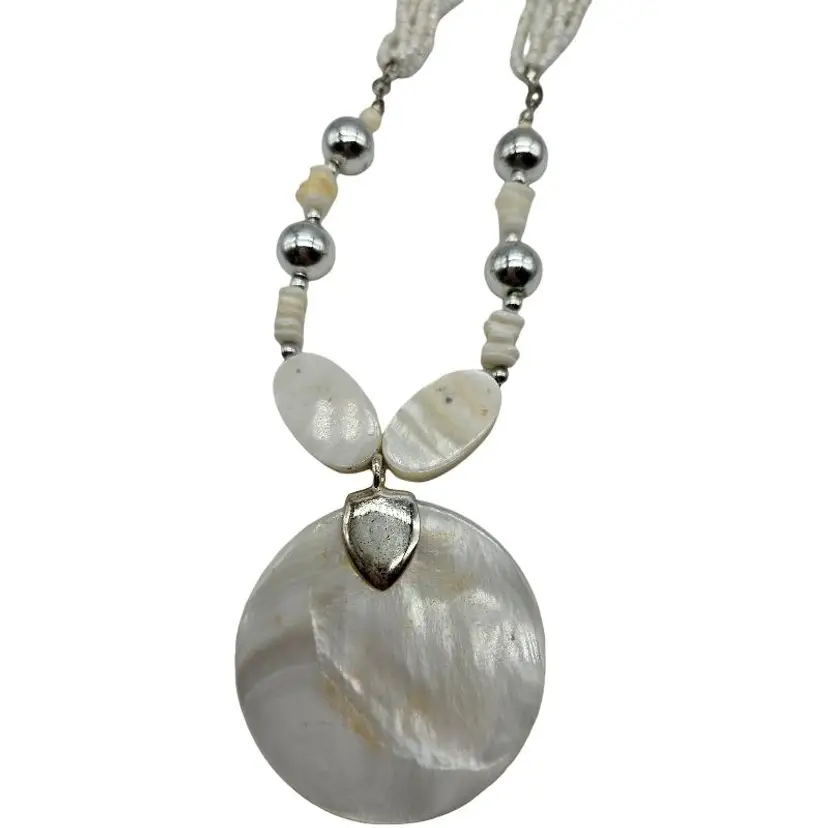 Vintage White Beaded Necklace