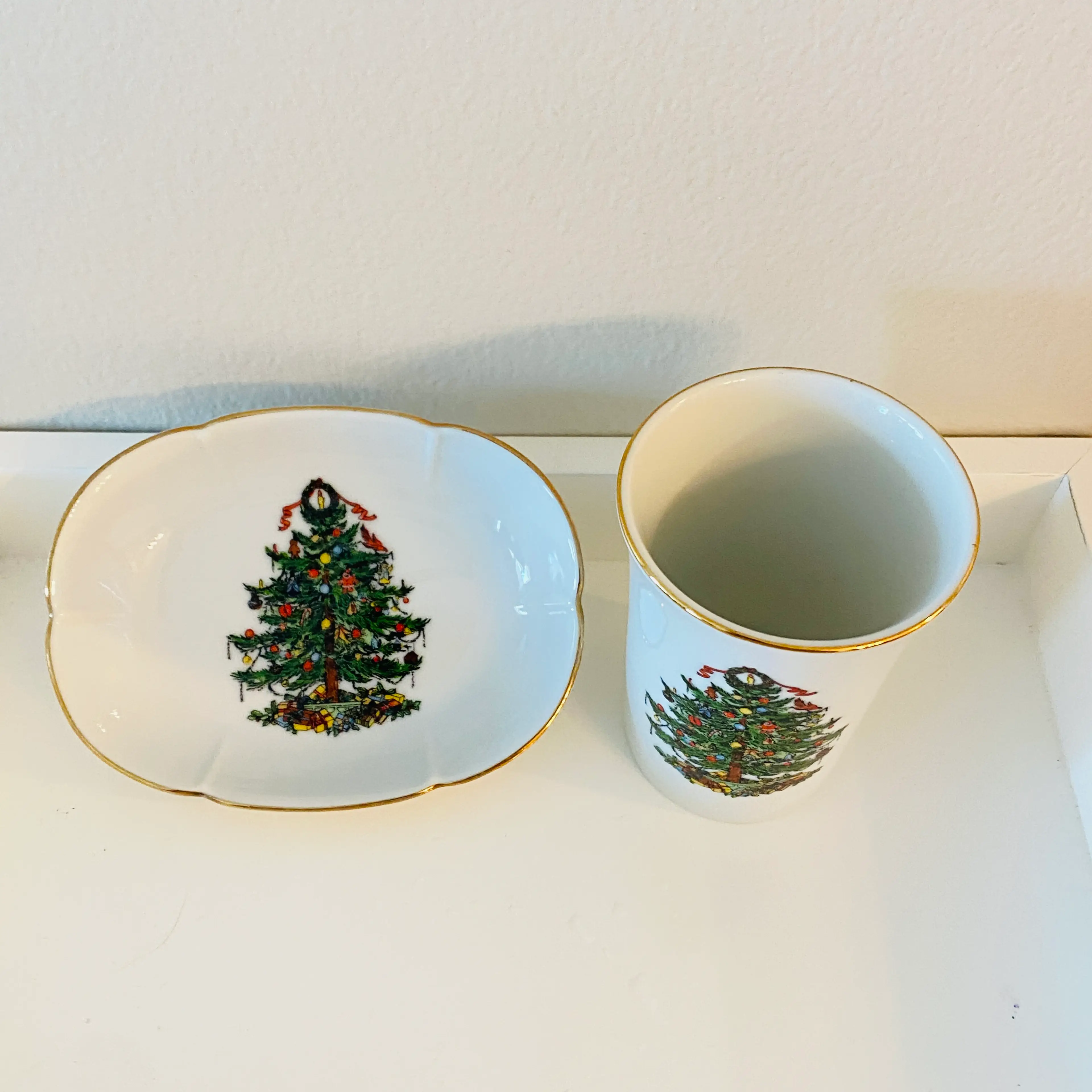 Image 2 of 5