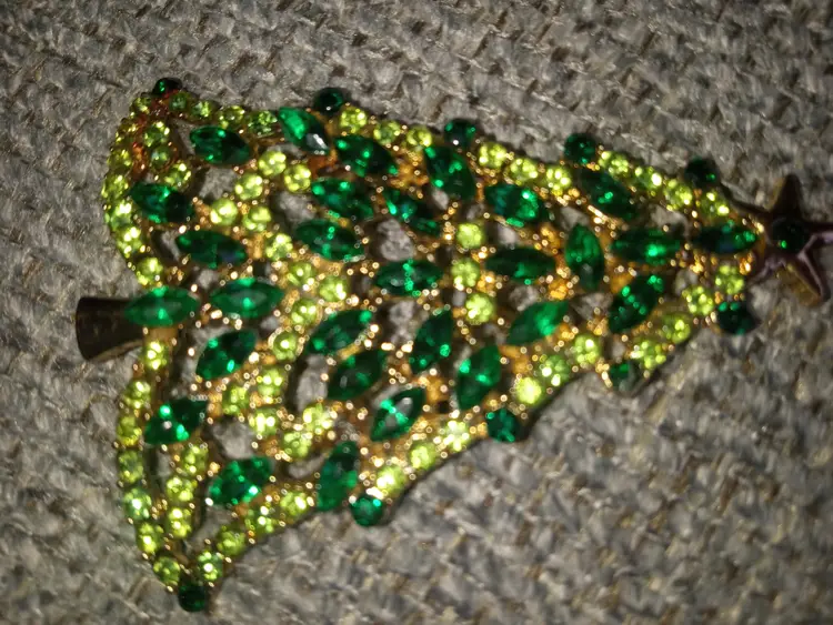 Gold tone Christmas tree