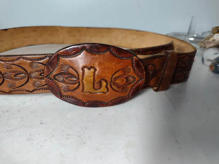 Vintage Hand Tooled Men's Leather Belt L Initial Folk Western 70s
