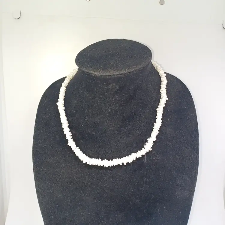 Vintage 3/8" X 18" Genuine Hawaiian White Puka Shell Surfer Necklace