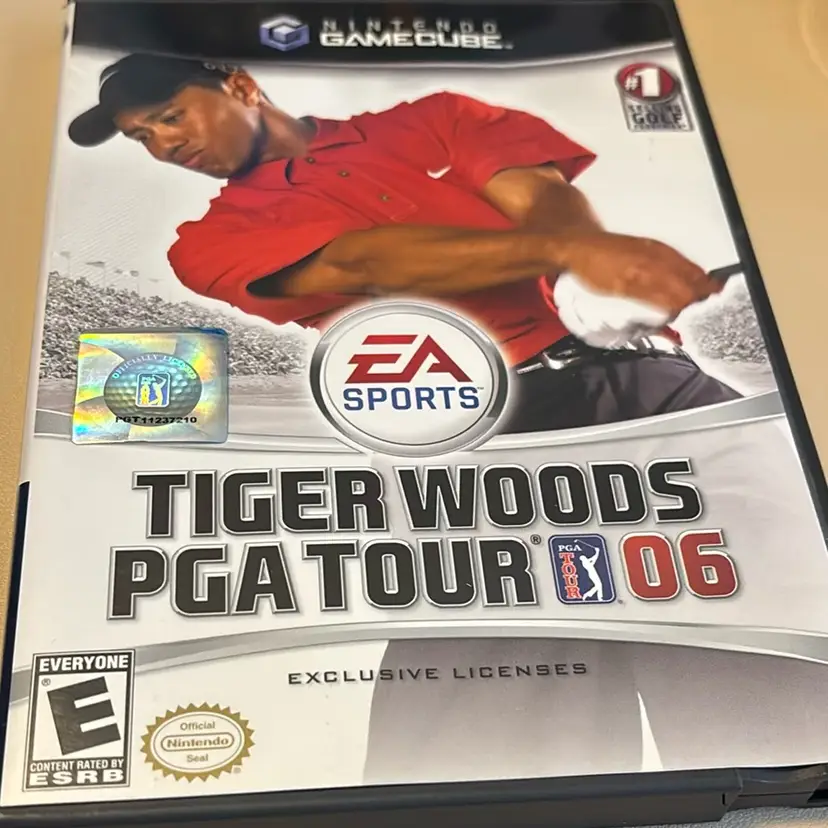 GameCube - Complete In Case - Tiger Woods PGA Tour 06