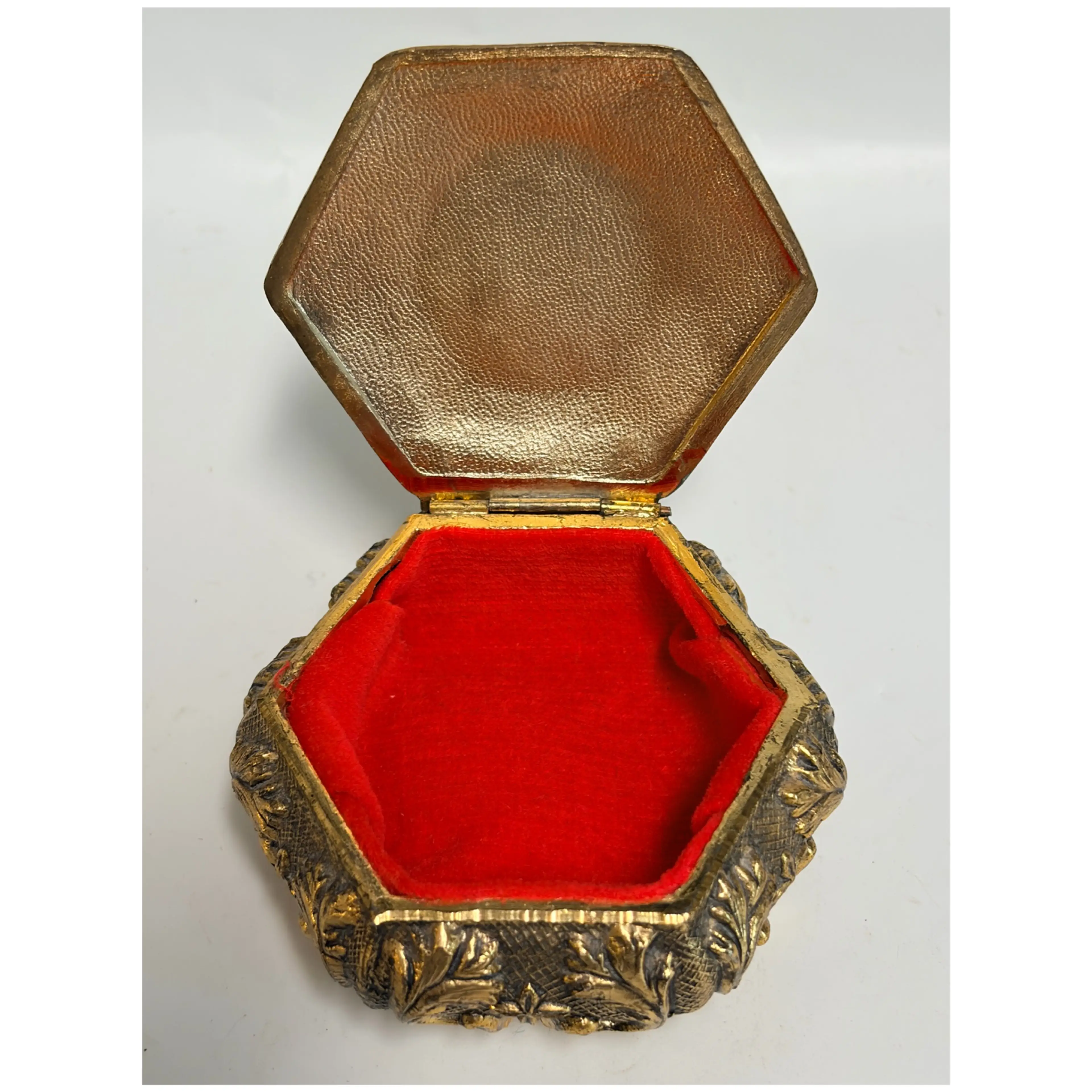 Image 4 of 7