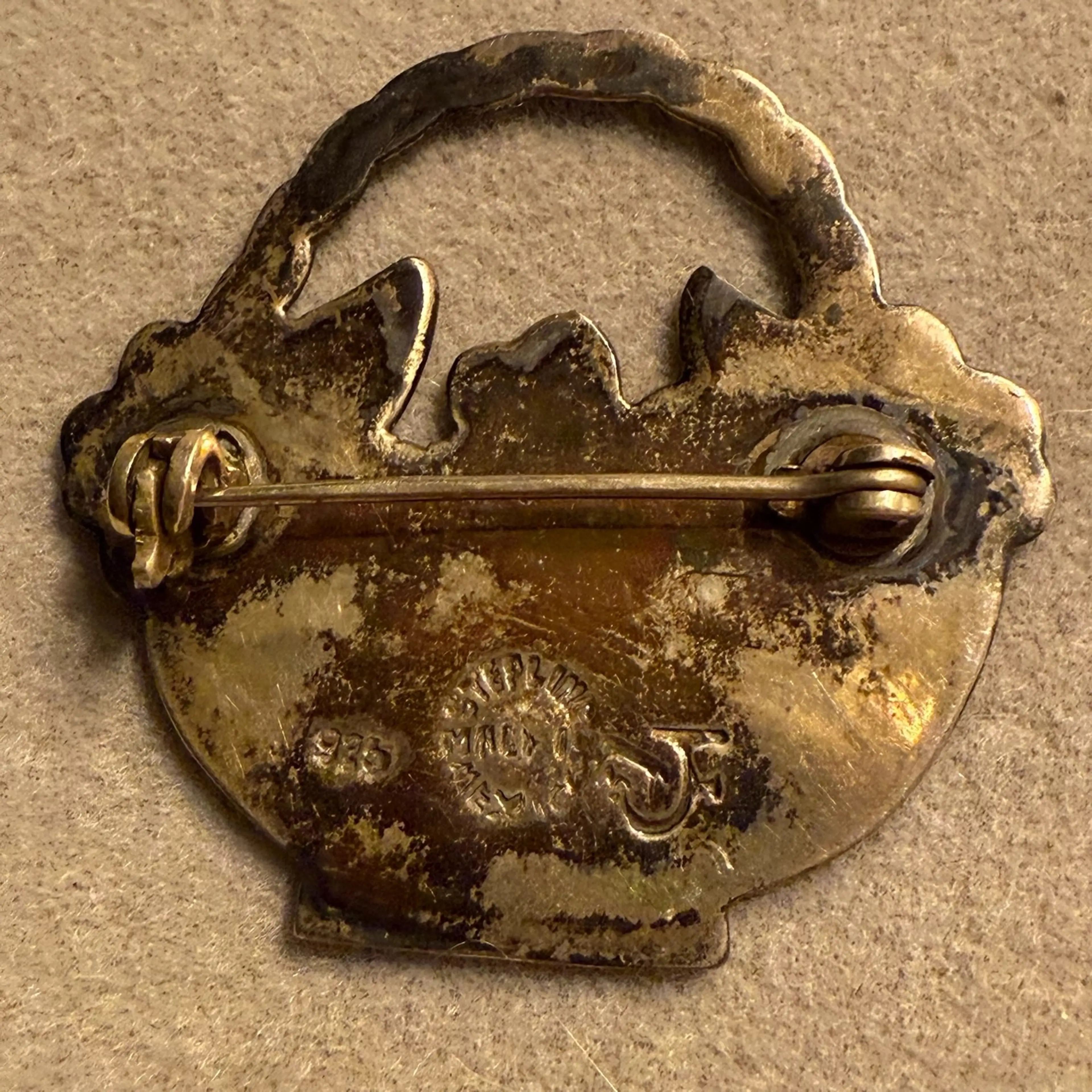 Image 3 of 4