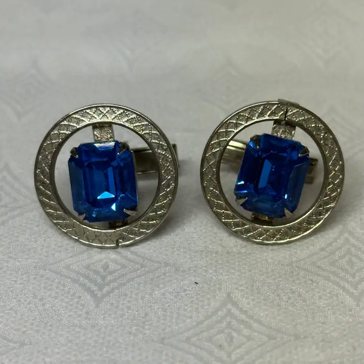 Vintage Silver Tone Etched Circles With Dark Blue Glass Accent Cuff Links