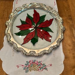 Beautiful WM Rogers & Son silver-plated & Glass poinsettia tray.  13” Diameter at widest point.  Perfect for holiday gatherings!