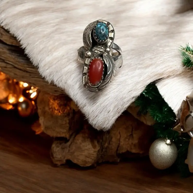 073 Native Navajo J. Whitegoat Turquoise And Coral Sterling Ring