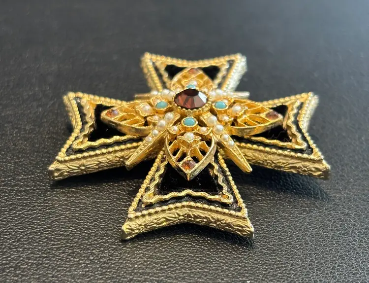 Vintage Arthur Pepper Brooch