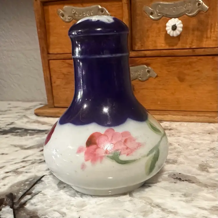 Porcelain Hair Pen Holder