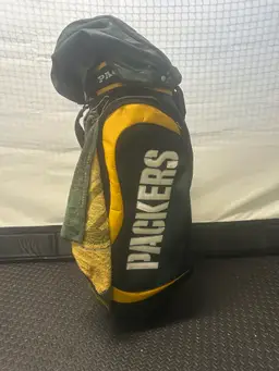 Green Bay Packers NFL 14 Way Cart Golf Bag With Matching Towel