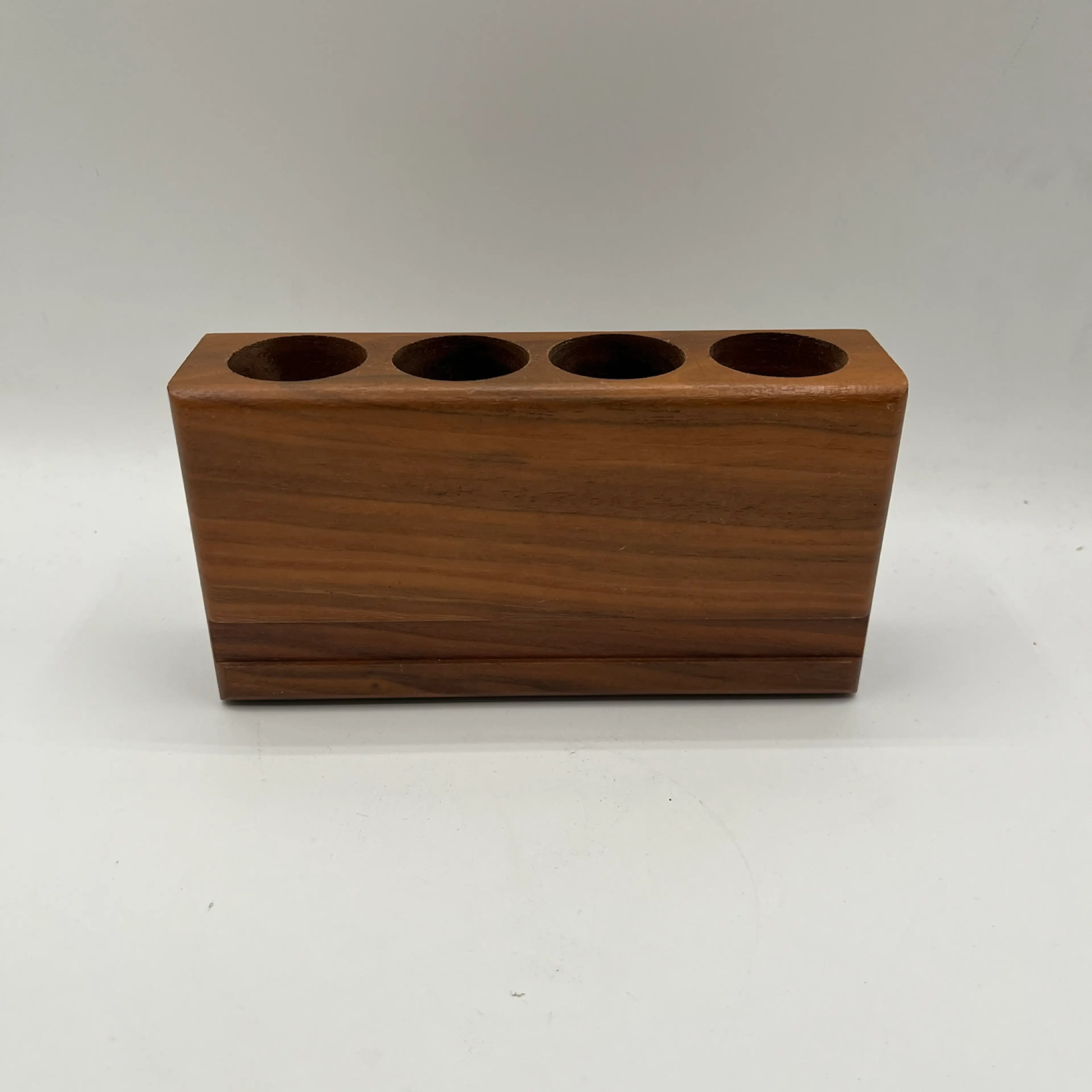 Image 4 of 10