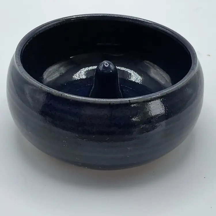 Signed Blue Moon Pottery Vintage Apple Schnitzer/Baker