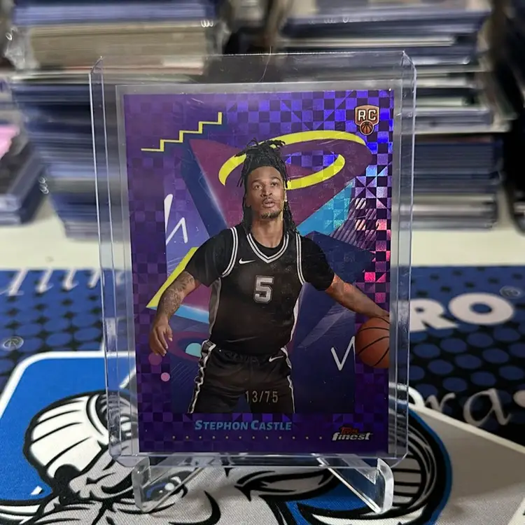 Stephon Castle Purple Xfractor /75 Rare Level