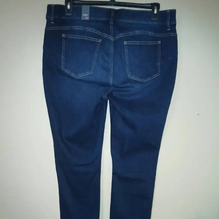 Torrid Jeans Womens 20T Blue Bombshell Skinny Dark Wash Denim NWT