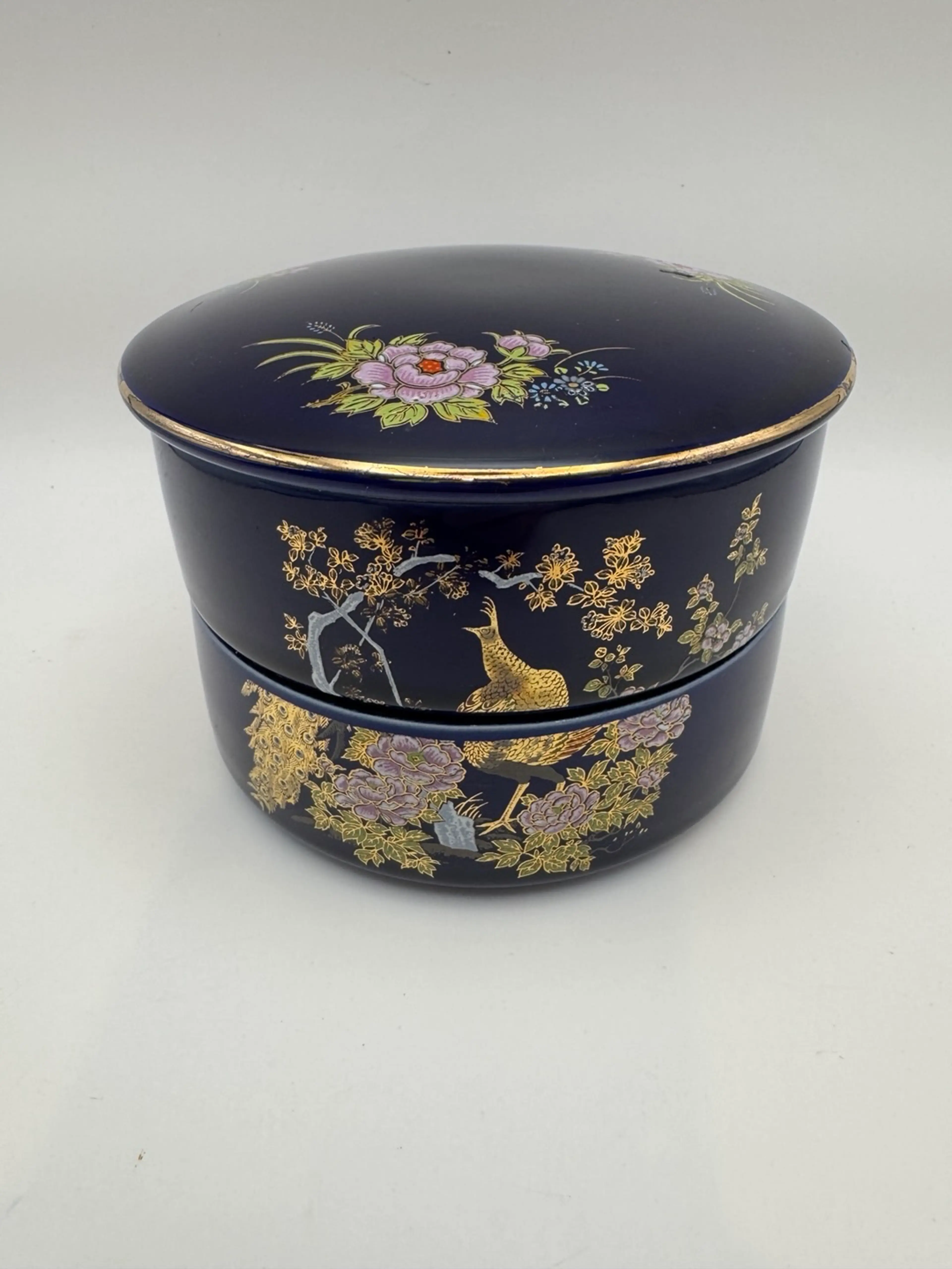 Image 1 of 7