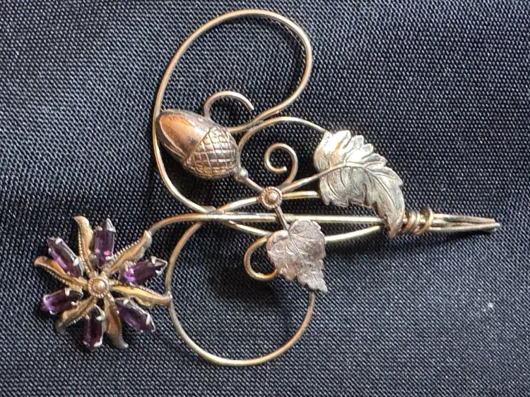 MCM Vintage CURTMAN 1/20 12K Gold Filled Purple Rhinestone Flower Brooch 3.25” X 2.25” - Circa 1943 - 1950s