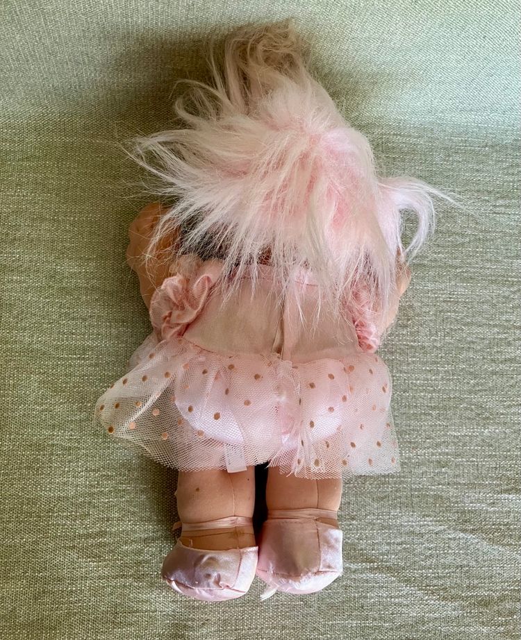 Ballerina Russ Berrie Troll Kidz Doll Blue Eyes Pink Tutu 12" Lite Pink Hair SEE