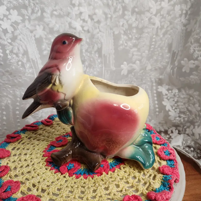 Royal Copley Apple and finch Planter