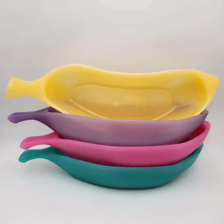 Vintage Tupperware Banana Split Bowl Set Of 4