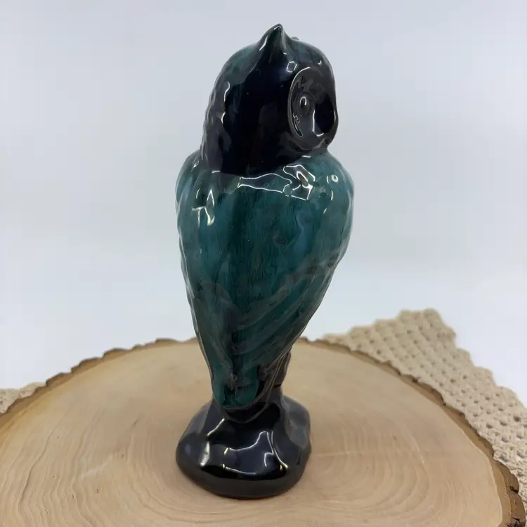 Blue Mountain Pottery Perched Owl Figure 8”