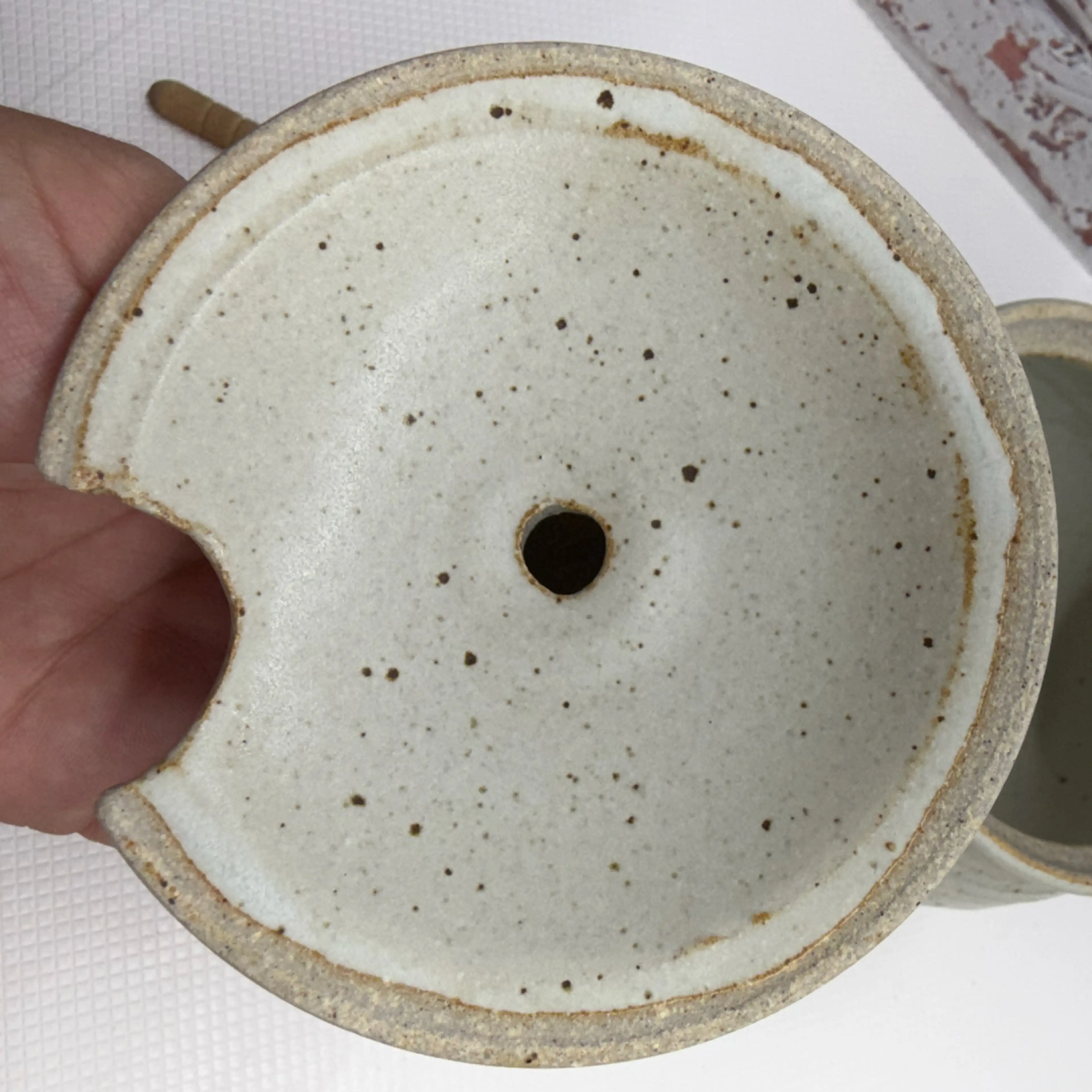 Image 2 of 7