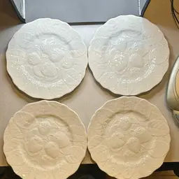 62 Pondeville Alvarez Spain Majolica Embossed Strawberry Plates.