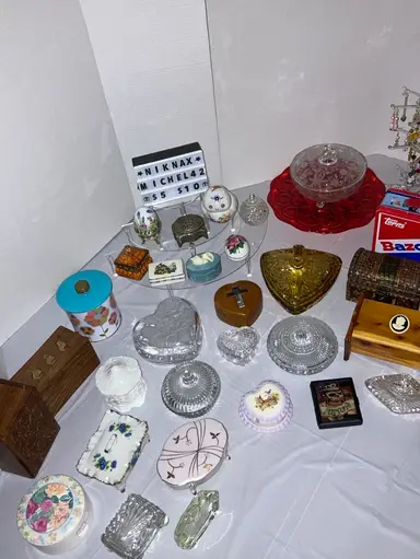 Bountiful Boxes! Hope You Can Stop By And Say Hi! 🥳