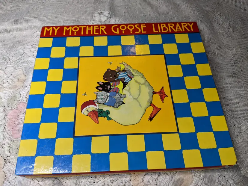 My Mother Goose Library Box Set by Iona Opie Hardcover VG+ 2 Books Gift  Kids Rosemary Wells Max Ruby 90s Cats Bunny Nursery Rhymes Baby Shower Pre k