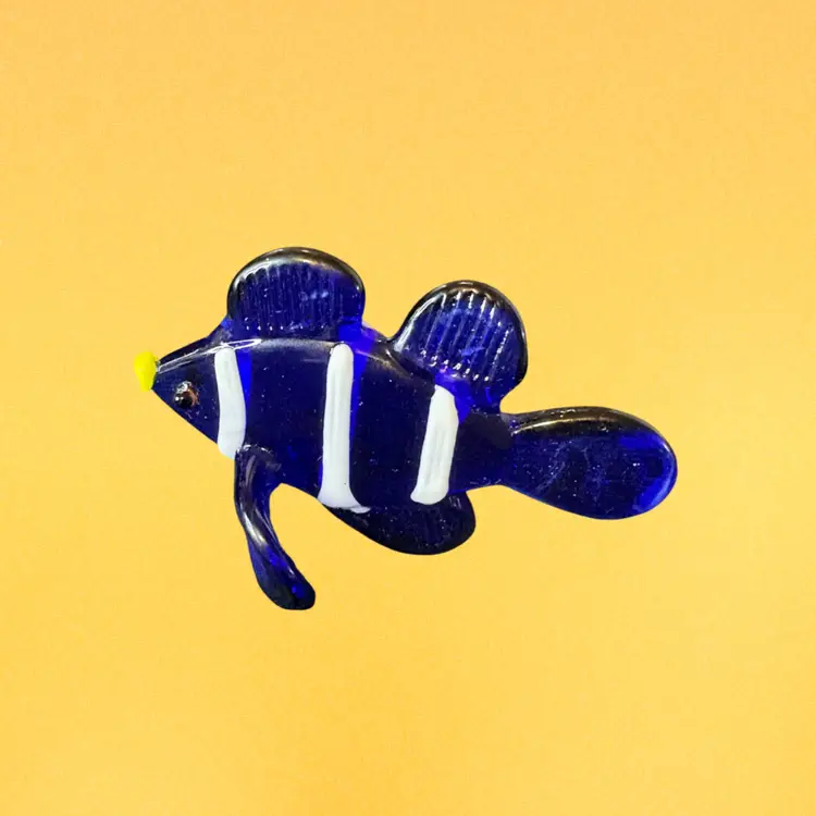 29 Art Glass Fish