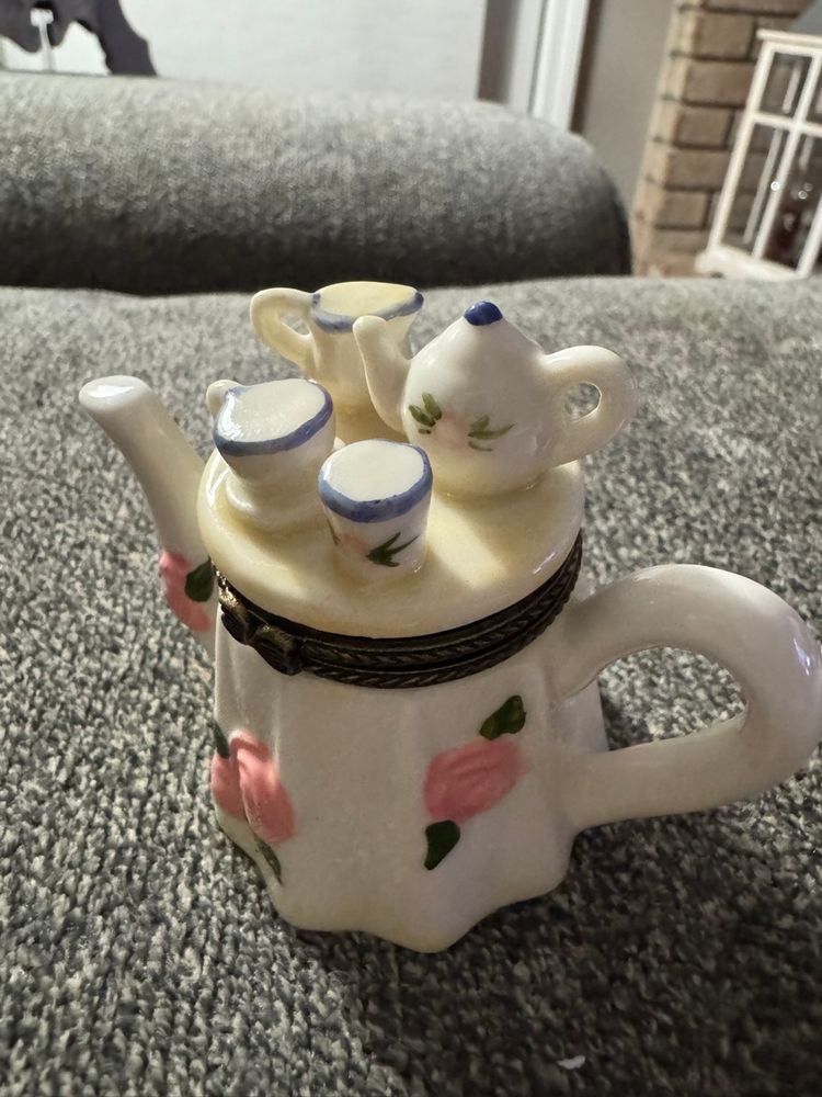 Vintage Porcelain Hinged Tea Set Hinged Trinket Box