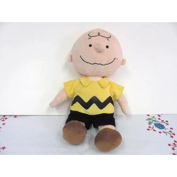 Charlie Brown Peanuts Gang Plush