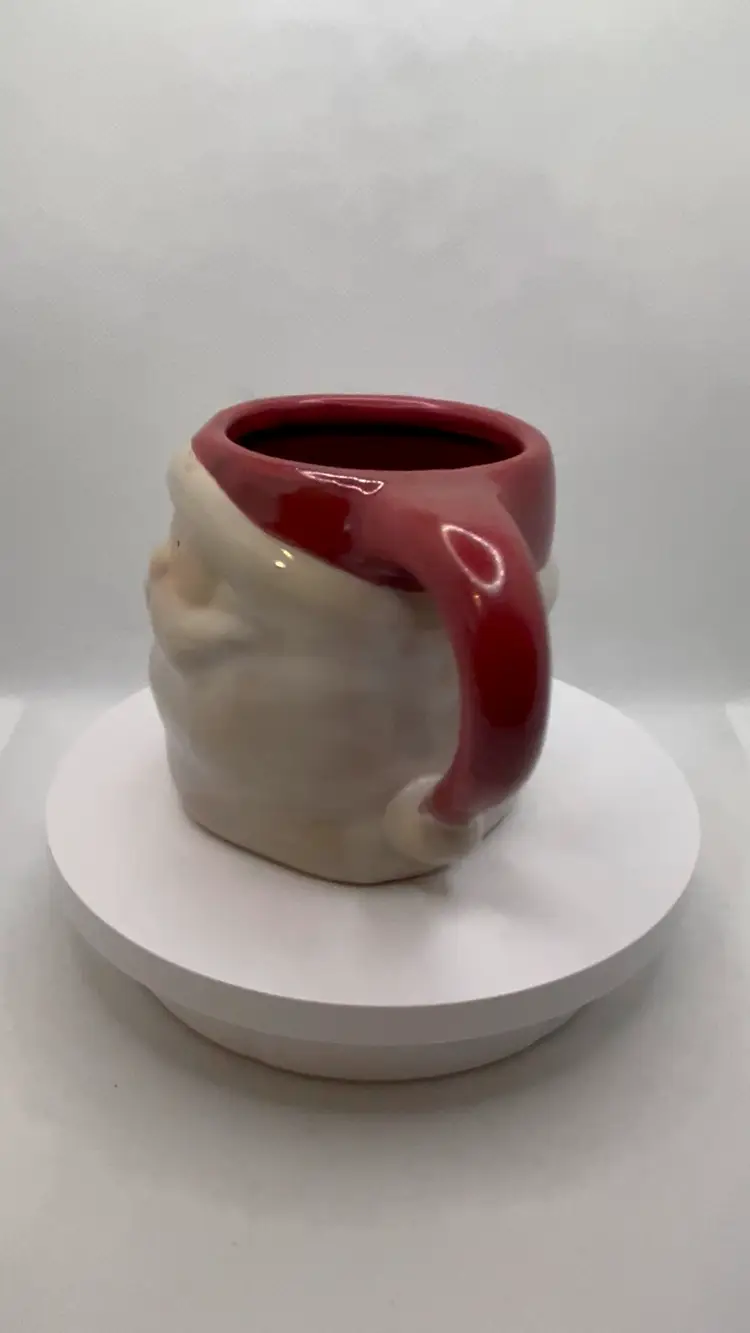 Santa Claus Christmas Mug Coffee Cocao Hot Chocolate Stoneware Holiday 2010