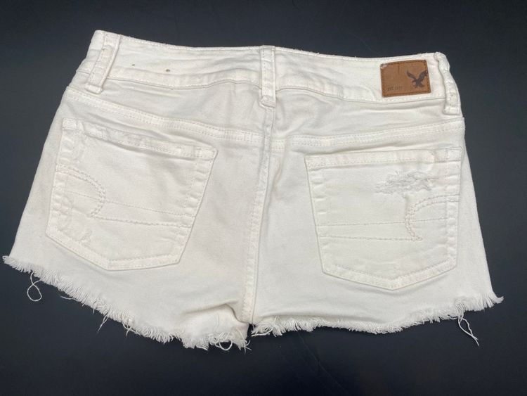 American Eagle Women's Size 0 Stretch Fit White Distressed Denim Cut-Off Shorts
