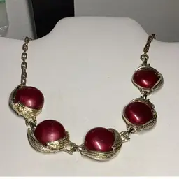 Burgundy Thermoset Necklace 16” Goldtone