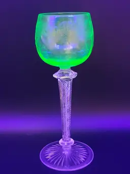 Vintage Staint Louis Glass French Air Twist Stem Etched Uraium Glow Green Bowl Wine Glass