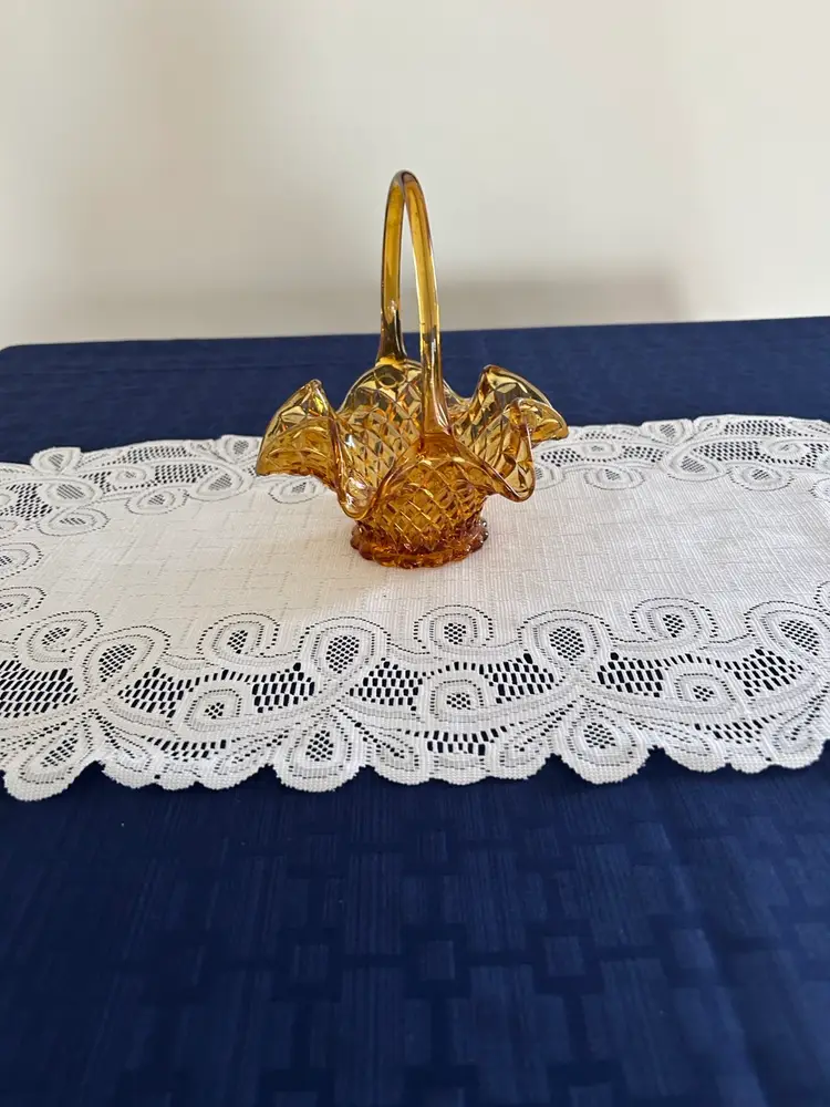 Vintage Indiana Amber Glass Basket With Handle . H 8 In W 5 In