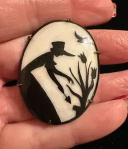 Art Deco Porcelain Silhouette Pin Black & White Gardener