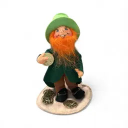 Vintage Annalee Saint Patrick’s Day Leprechaun Plush And Felt Figurine